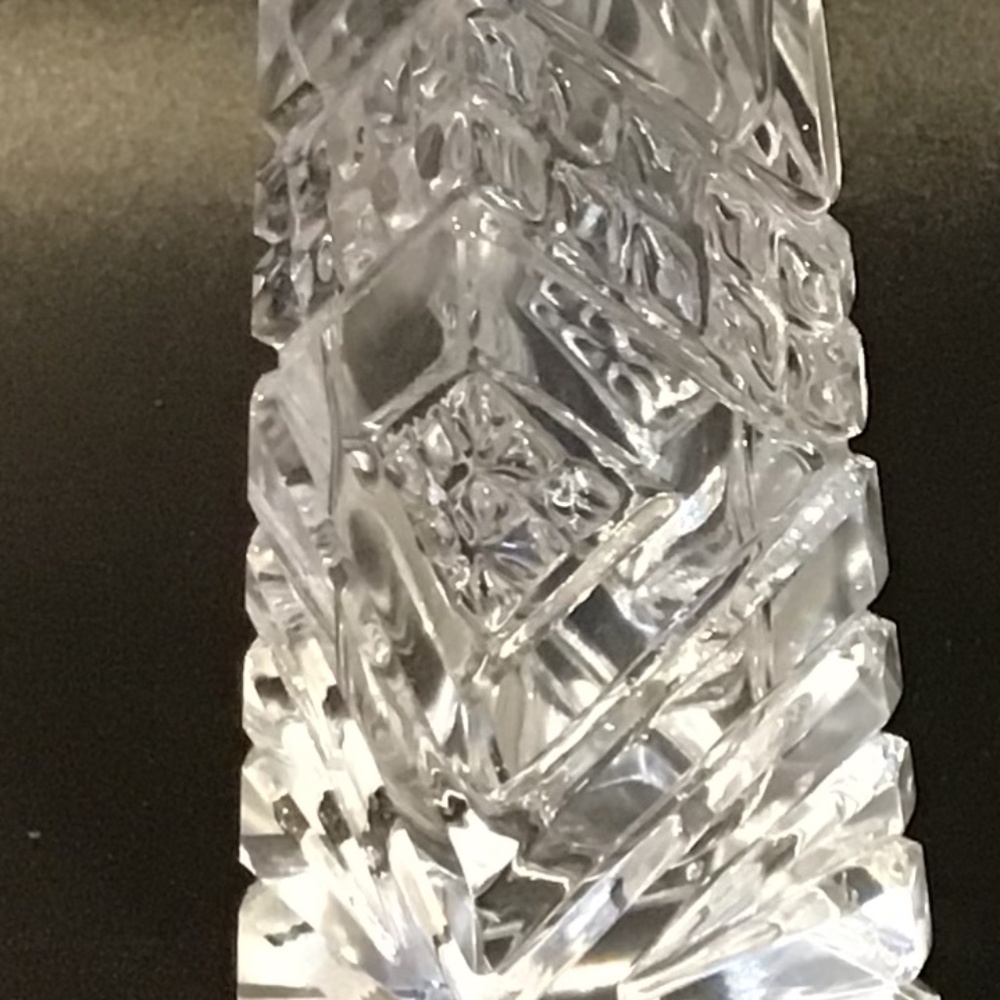 Vintage Clear Cut Glass Salt & Pepper Shakers Set 4 3/4” Tall - Picture 11 of 15